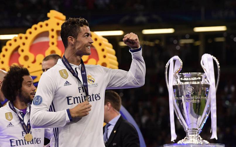 获评10分！陈威全场完成12次扑救，力保海港客场龙门不失